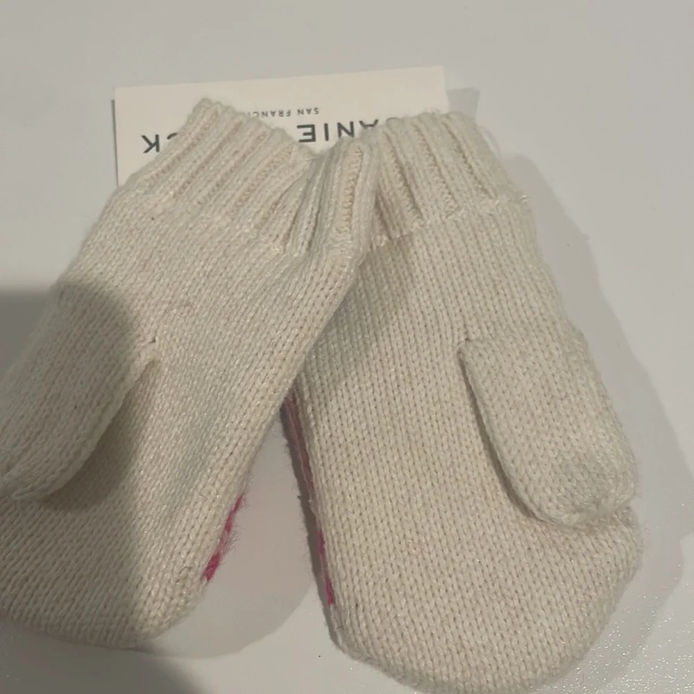 NWT Janie and Jack Mittens